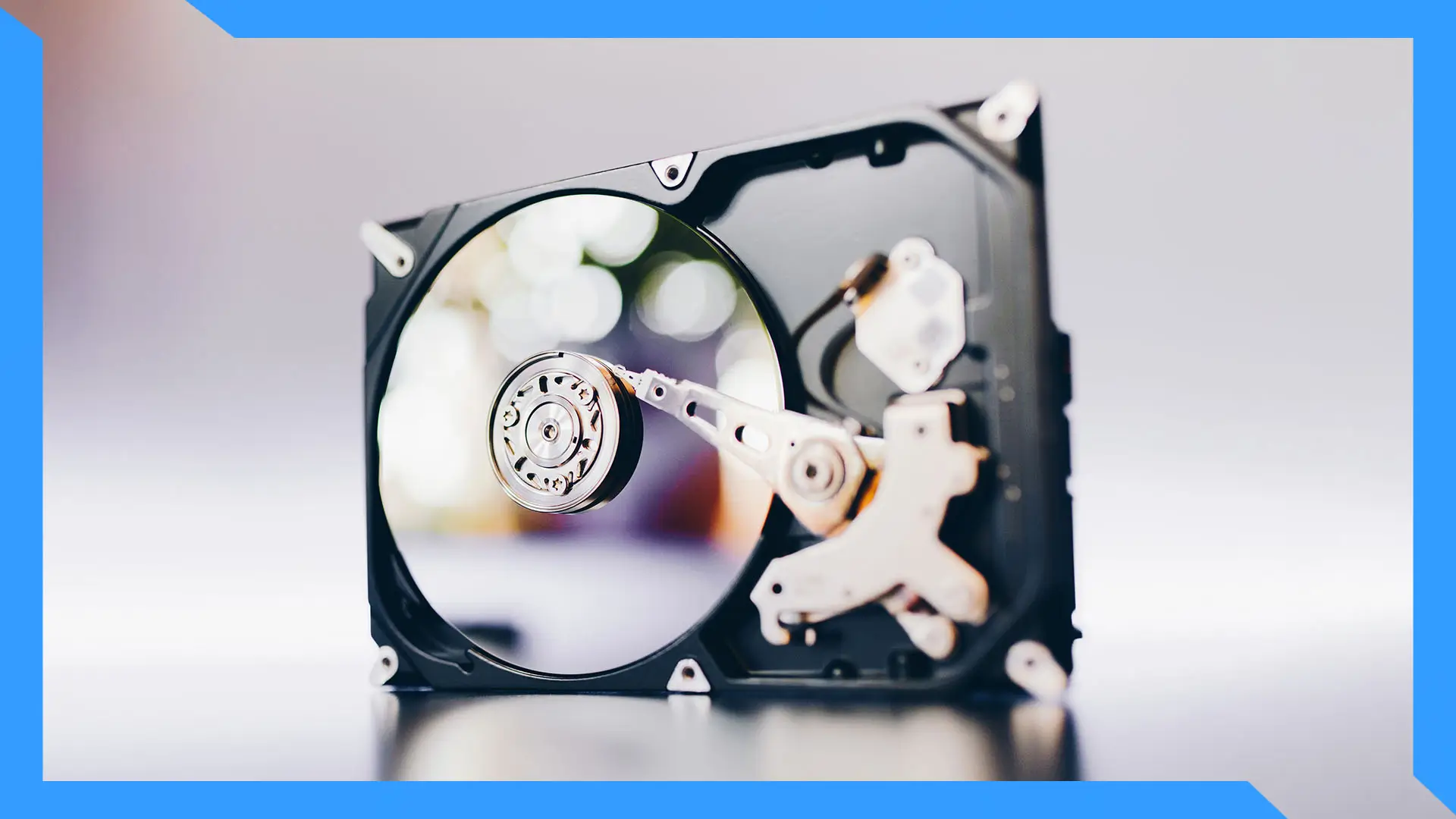 طول عمر هارد SSD و HDD چقدر است؟